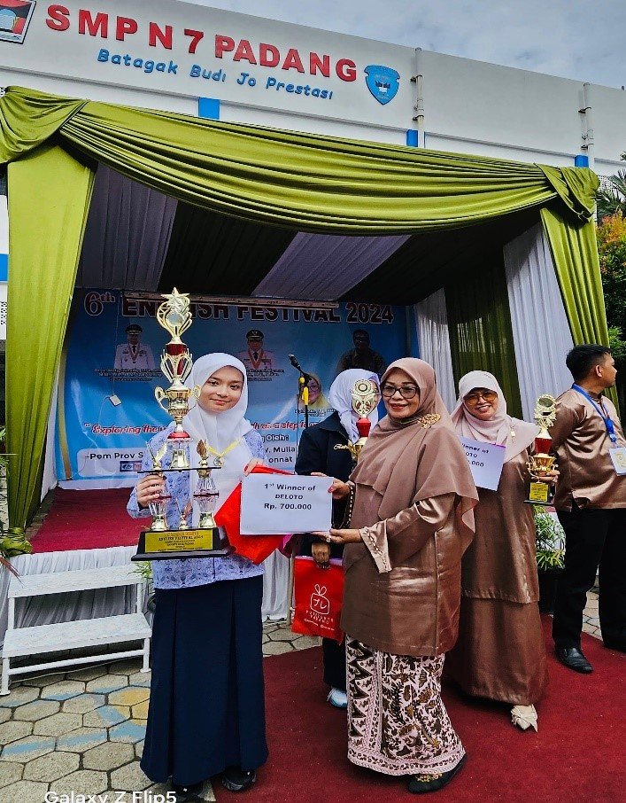 JUARA 1 STORY TELLING